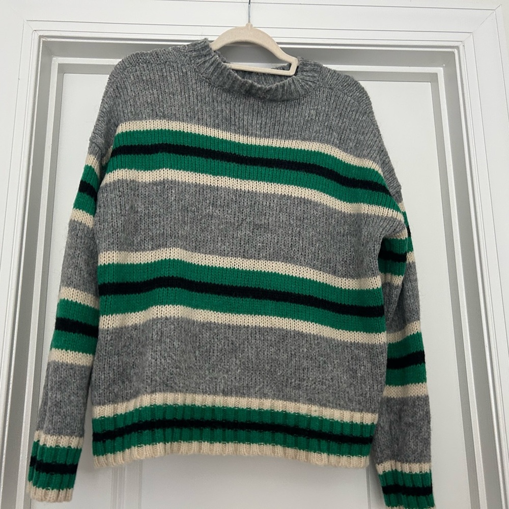 Urban Outfitters Gray and Green Knit Sweater